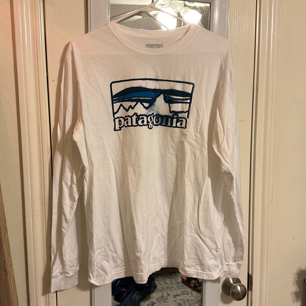 White long sleeve patagonia tee